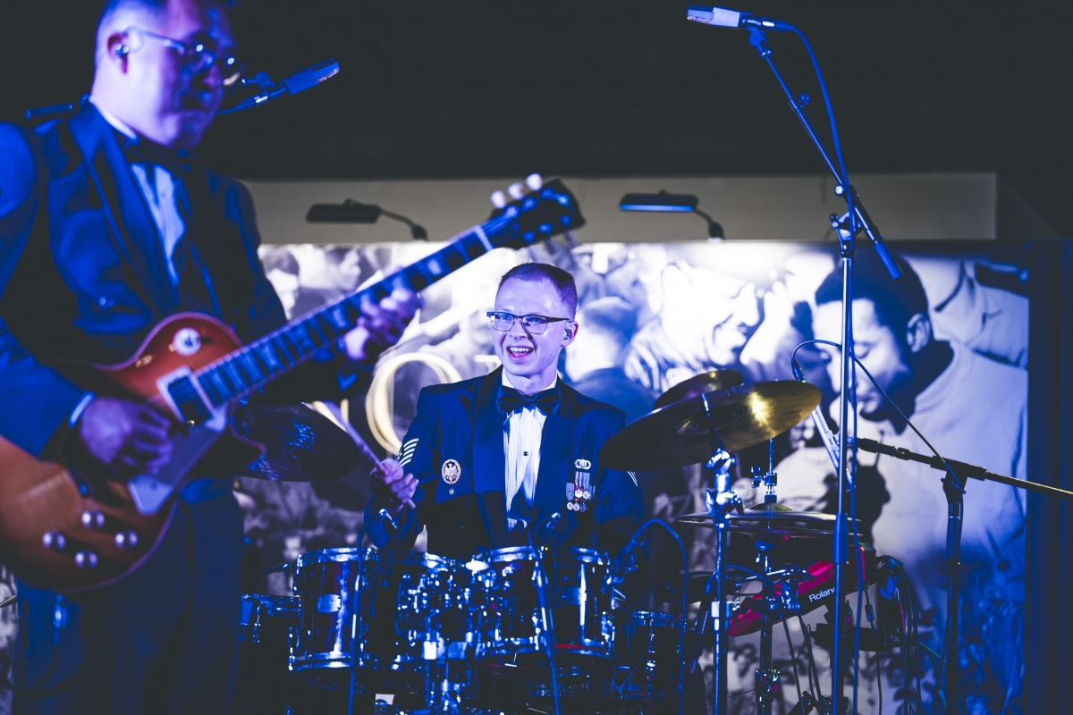 AF Ball (2023) - The Air Force Band of Flight Entertains the Crowd