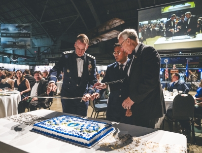 AF Ball (2023) - Lt Gen Morris (AFLCMC/CC), AFA President Dave Babcock, and A1C Ray Scherer (88ABW MDG) Cutting the 76th Anniversary Birthday Cake